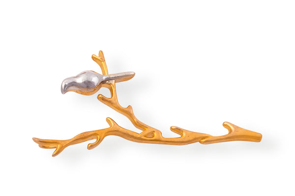 The golden bird dazzling pendant